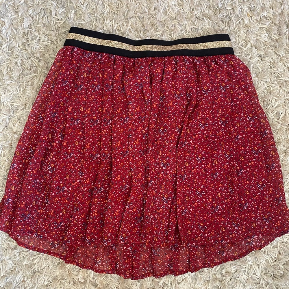 Floral pleated skirt